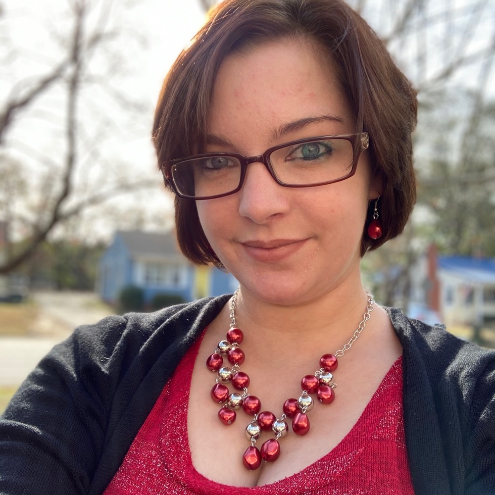 Meet your Posher, Lori